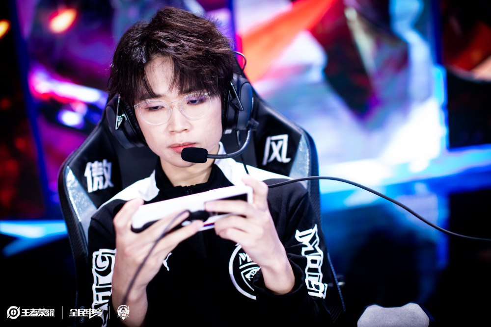 而齐达内在 而齐达内在